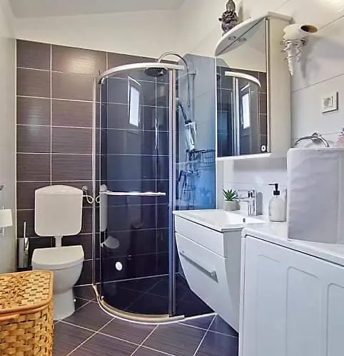 Apartment Ivana Makarska